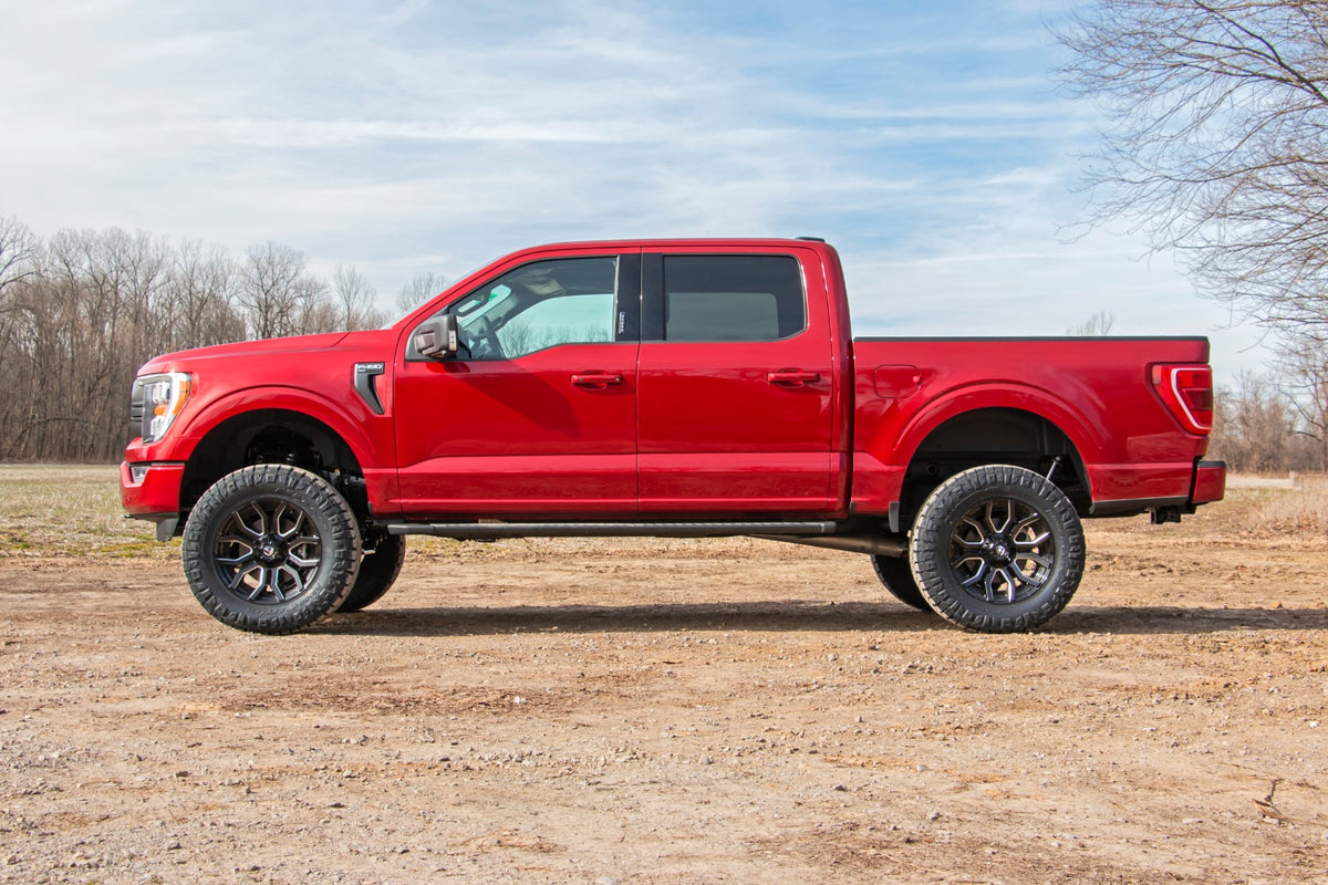 Rough Country 6 Inch Lift Kit | Ford F-150 2WD (2021-2026)