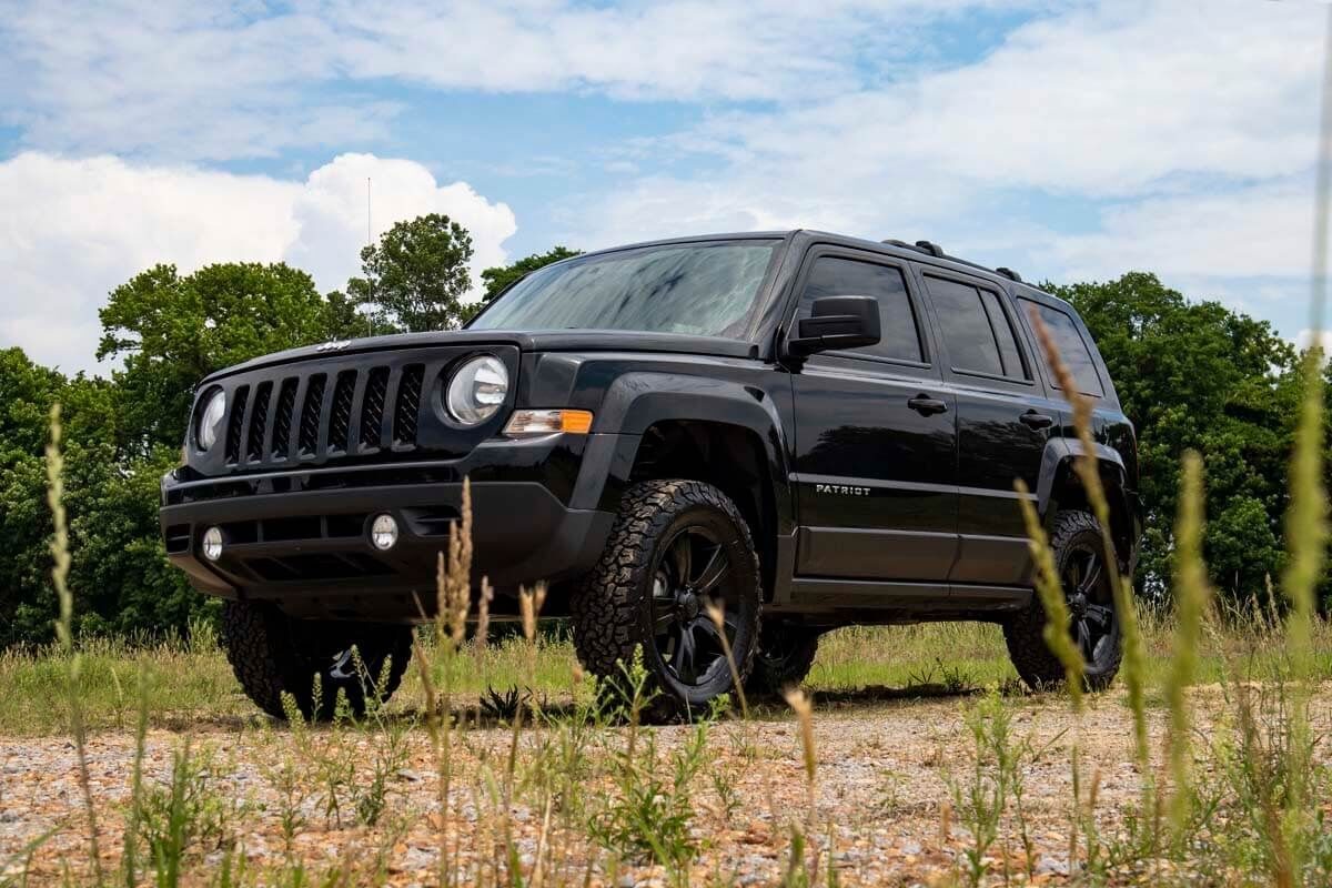 Rough Country 2 Inch Lift Kit | Jeep Compass (07-16)/Patriot (10-17) 4WD
