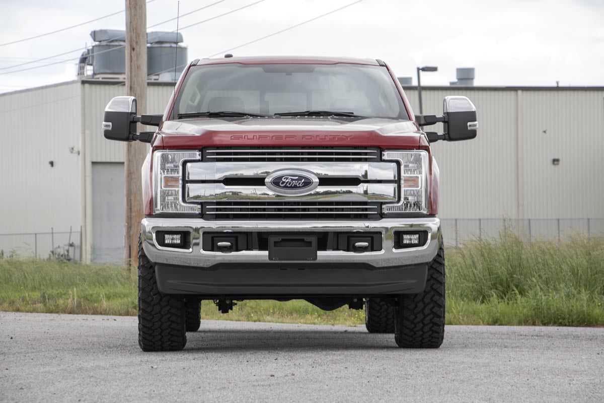 Rough Country 3 Inch Lift Kit | Ford F-250 Super Duty 4WD (17-22)