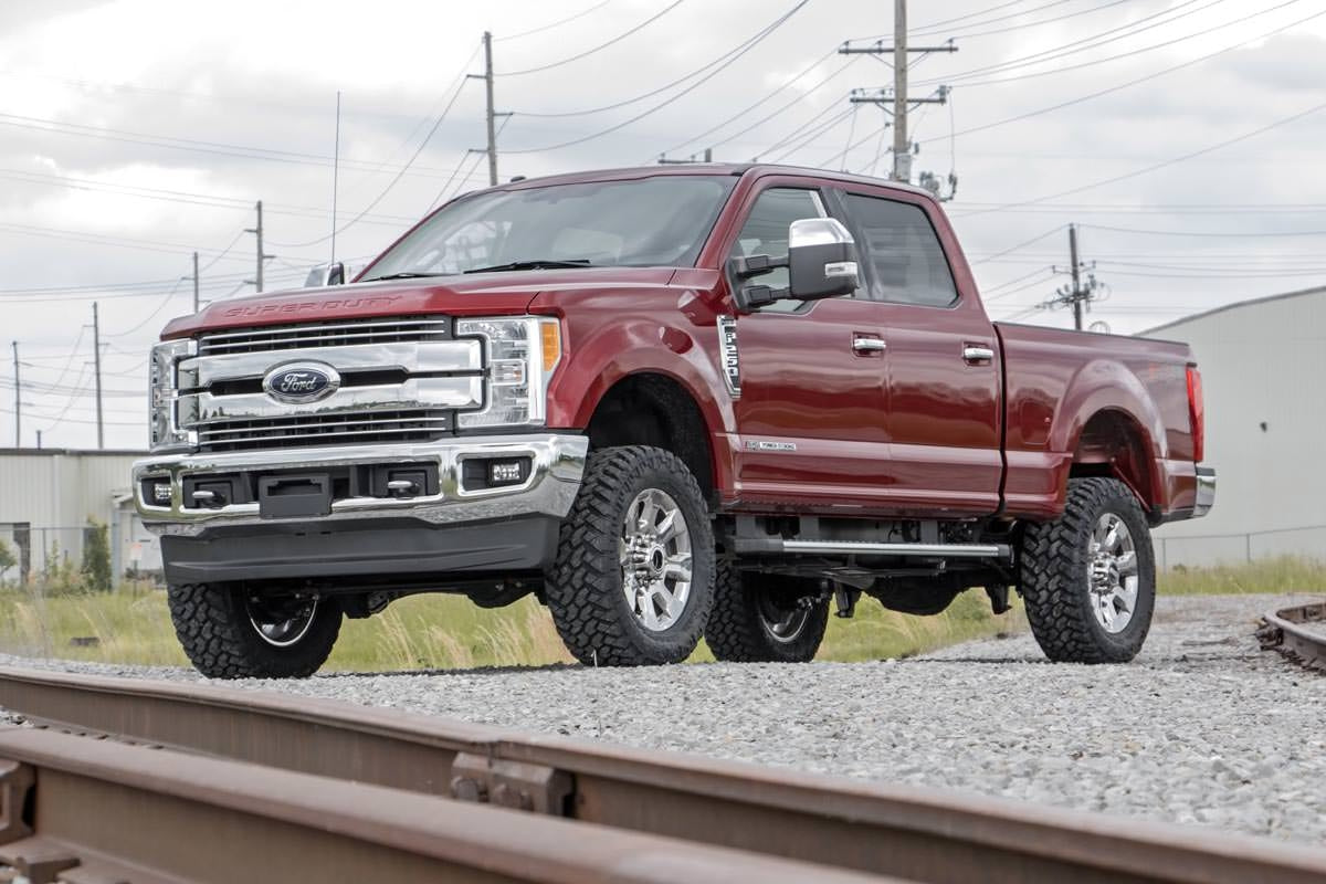 Rough Country 3 Inch Lift Kit | Ford F-250 Super Duty 4WD (2017-2022)