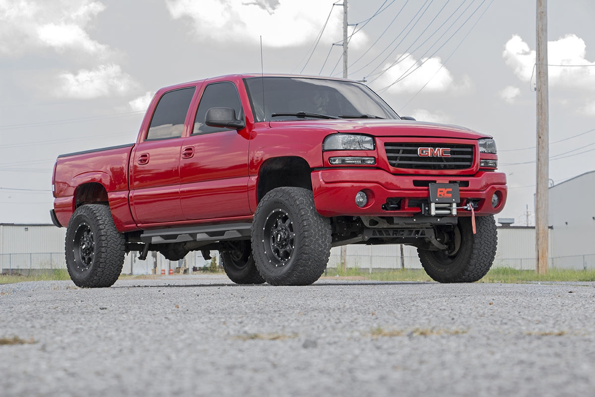 Rough Country 6 Inch Lift Kit | Chevy Silverado & GMC Sierra 1500 4WD (1999-2006 & Classic)