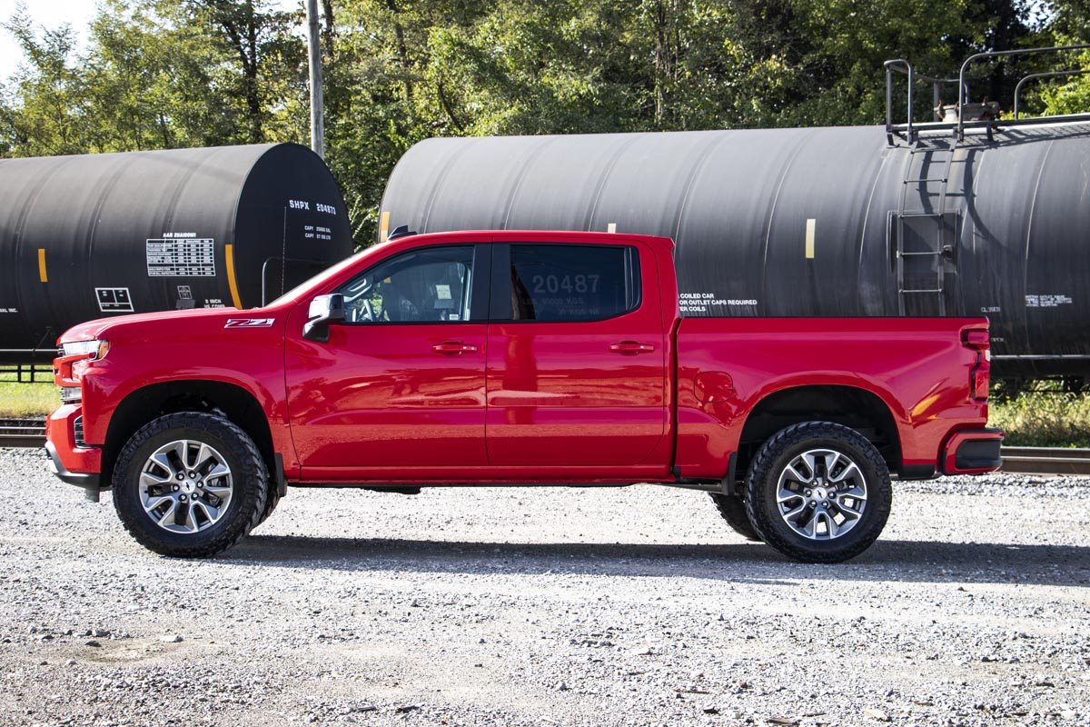 Rough Country 3.5 Inch Lift Kit | Chevy Silverado 1500 2WD/4WD (2019-2024 & Refresh)