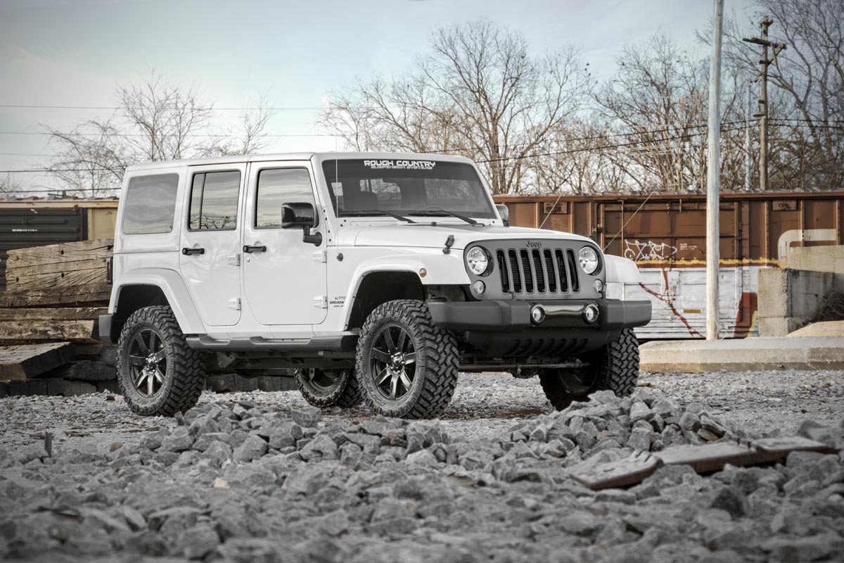 Rough Country 2.5 Inch Lift Kit | 4-Door | Jeep Wrangler JK 2WD/4WD (2007-2018)