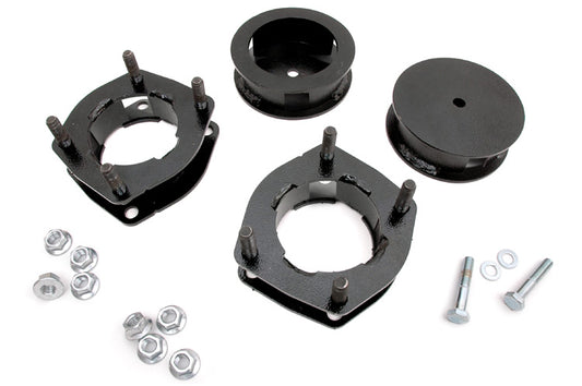 Rough Country 2 Inch Lift Kit | Jeep Grand Cherokee WK 2WD/4WD (2005-2010)