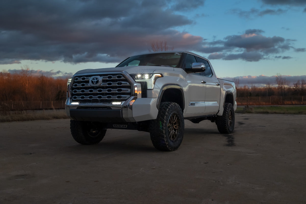 Rough Country 6 Inch Lift Kit | OE Air Ride | Toyota Tundra 4WD (2022-2026)