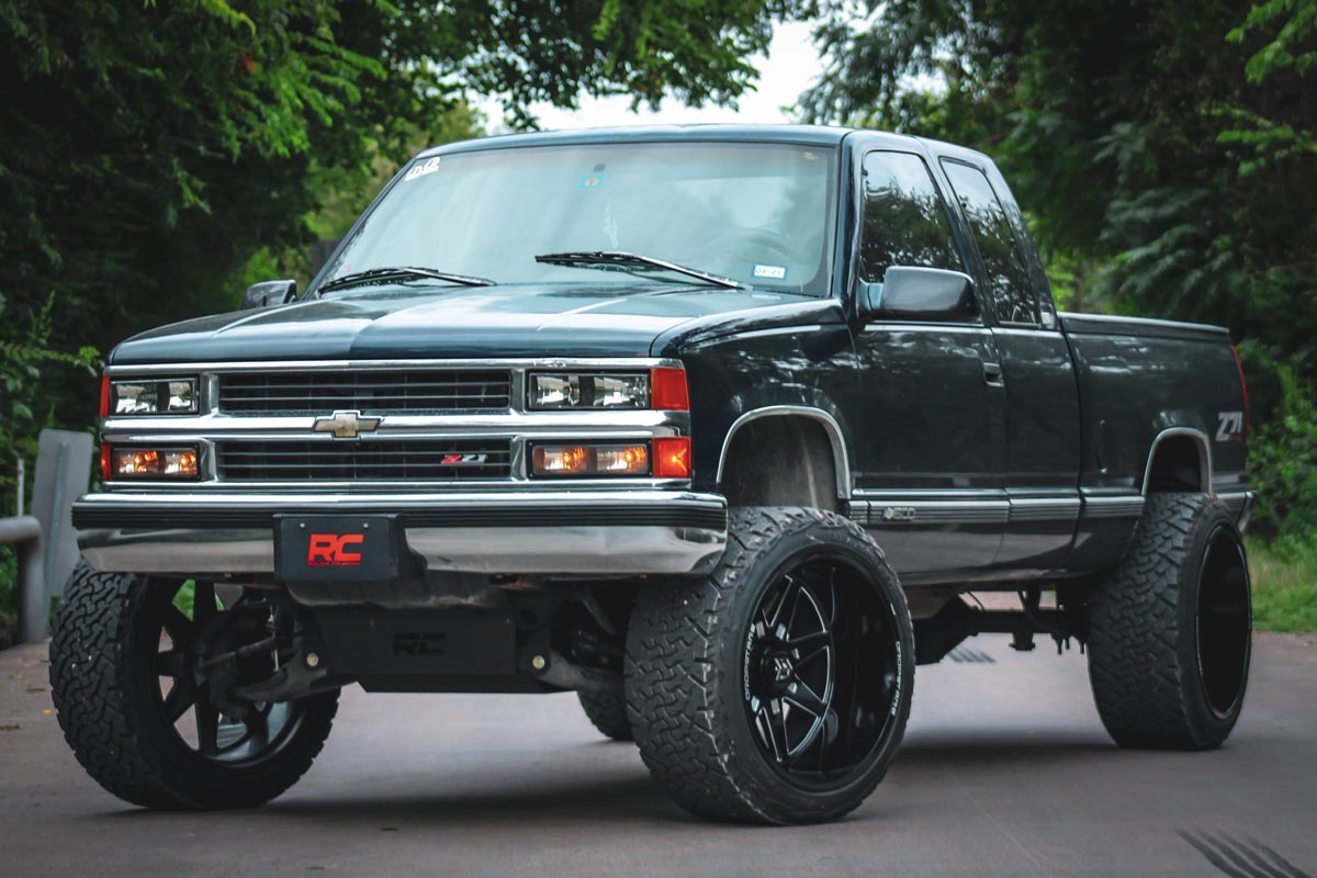 Rough Country 6 Inch Lift Kit | Chevy/GMC K1500 Truck/SUV 4WD (1988-1999)