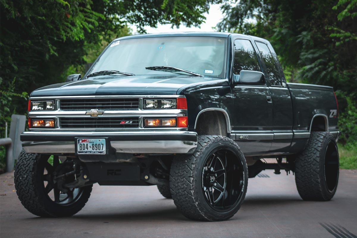 Rough Country 6 Inch Lift Kit | Chevy/GMC K1500 Truck/SUV 4WD (1988-1999)