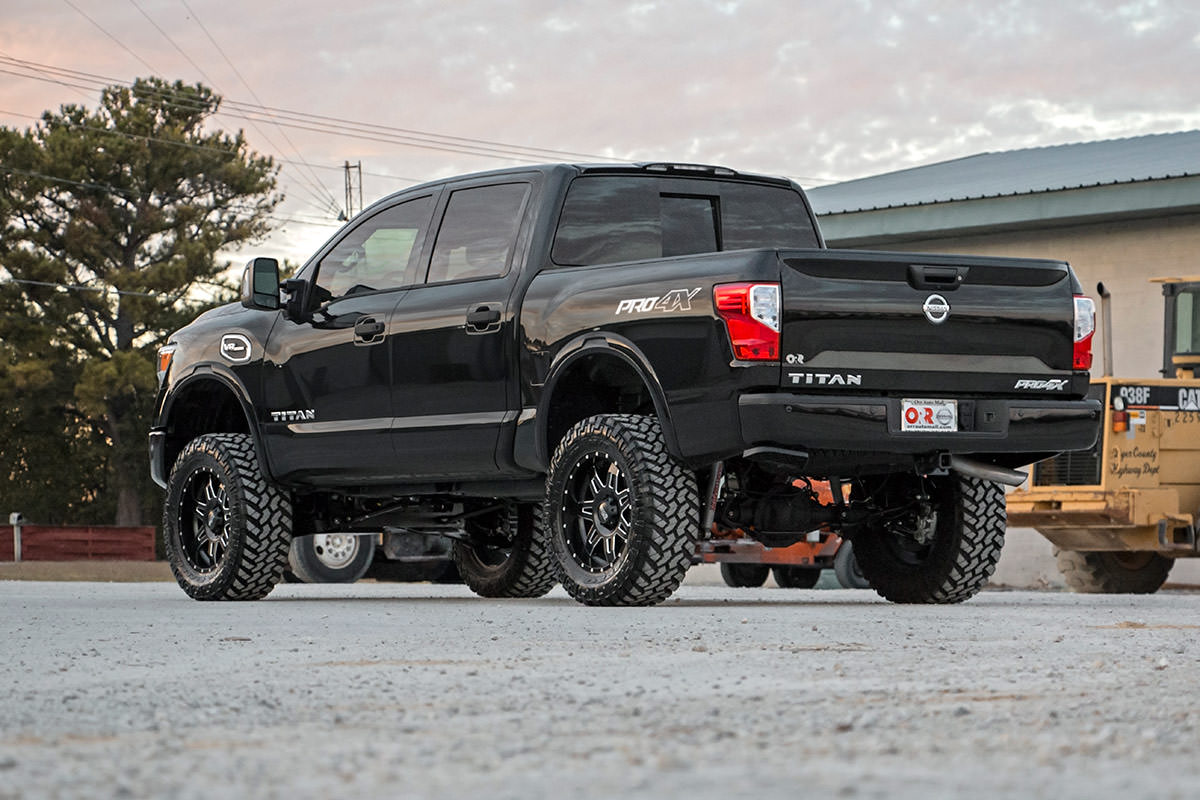 Rough Country 6 Inch Lift Kit | Nissan Titan 4WD (2017-2024)