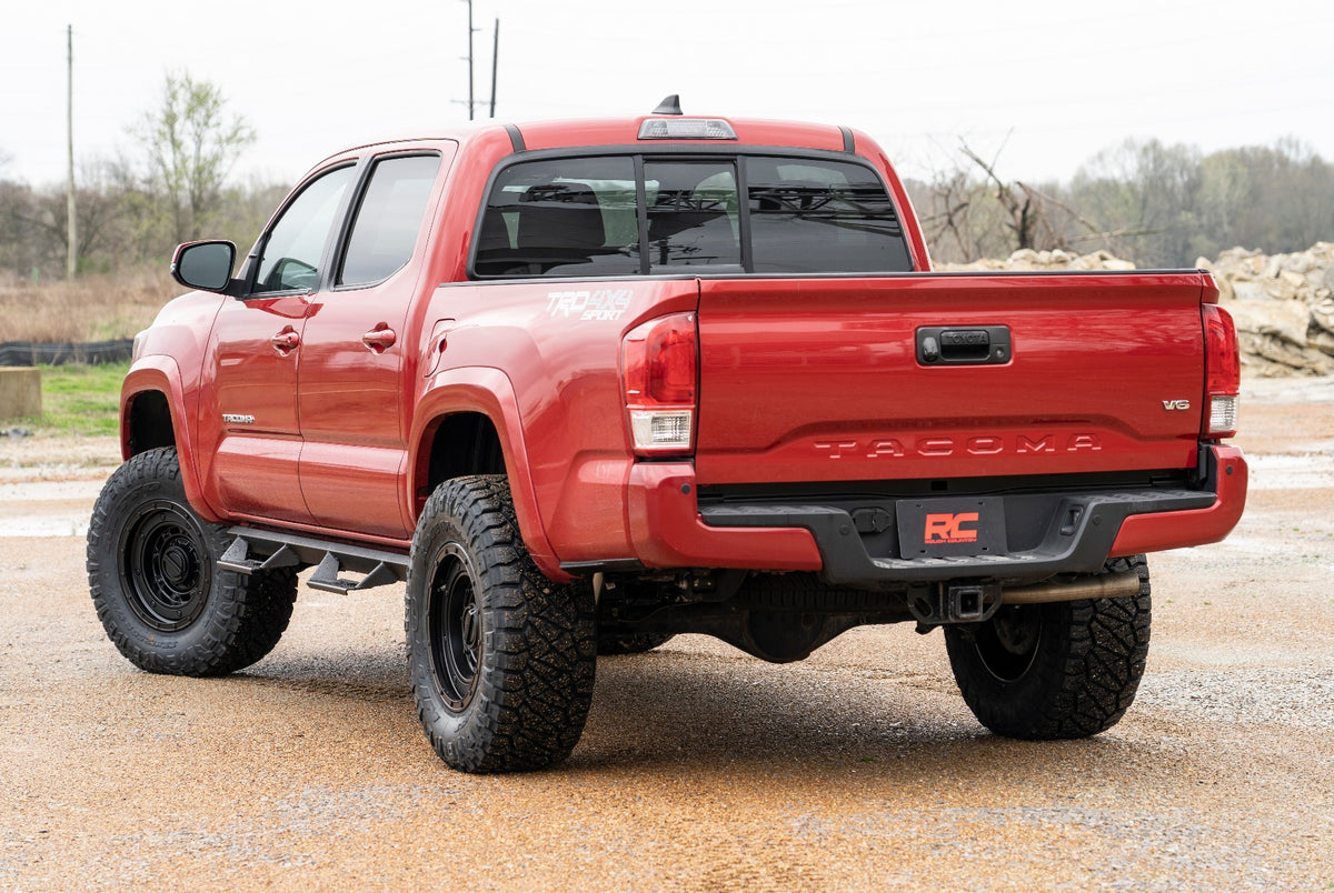 Rough Country 3.5 Inch Lift Kit | Toyota Tacoma 2WD/4WD (2005-2023)