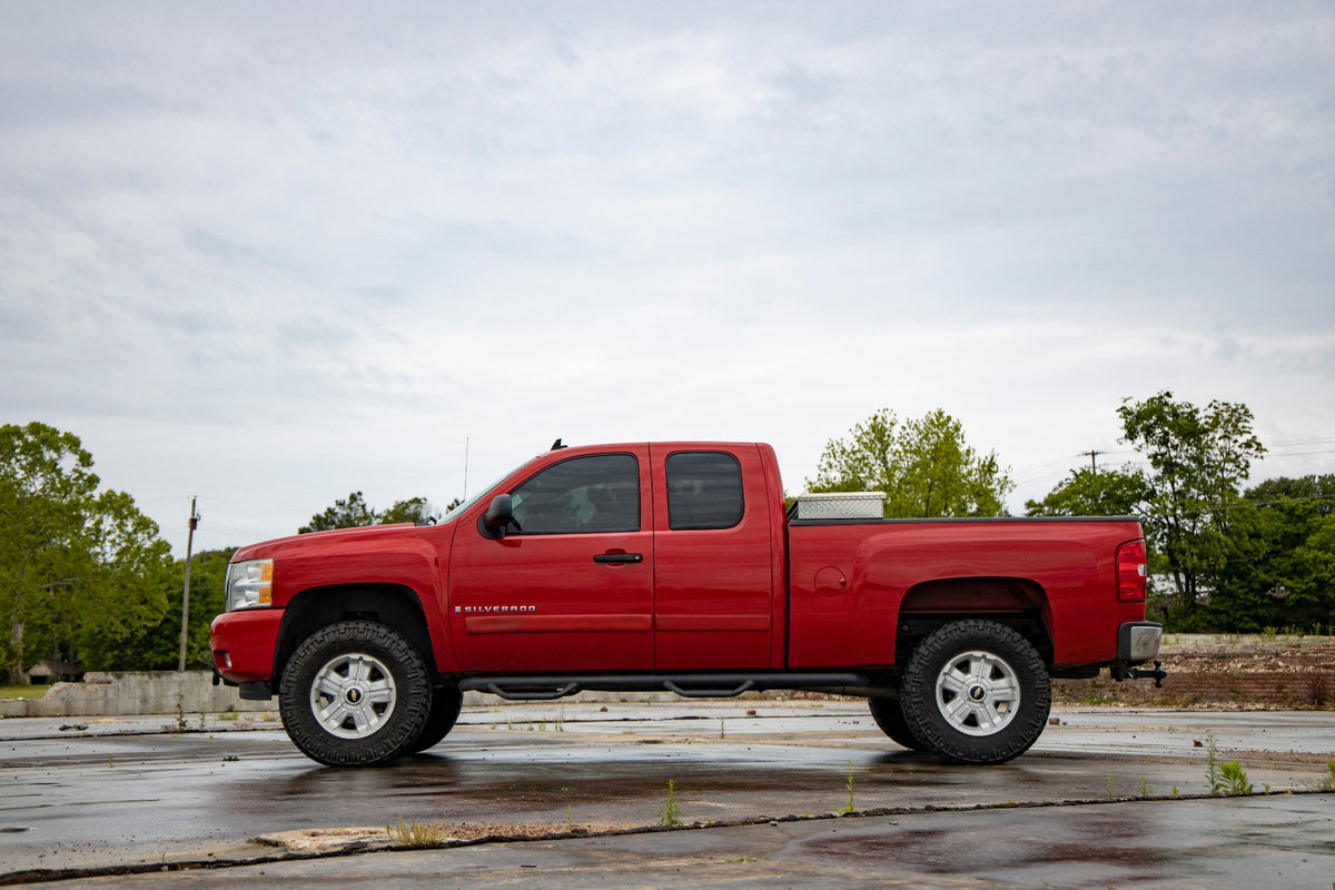 Rough Country 5 Inch Lift Kit | Chevy Silverado & GMC Sierra 1500 2WD (2007-2013)