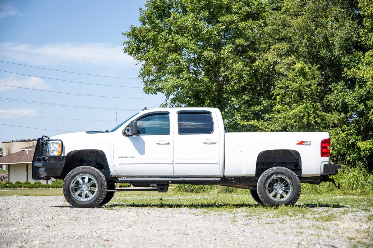 Rough Country 7.5 Inch Lift Kit | Chevy/GMC 2500HD/3500HD (11-19)