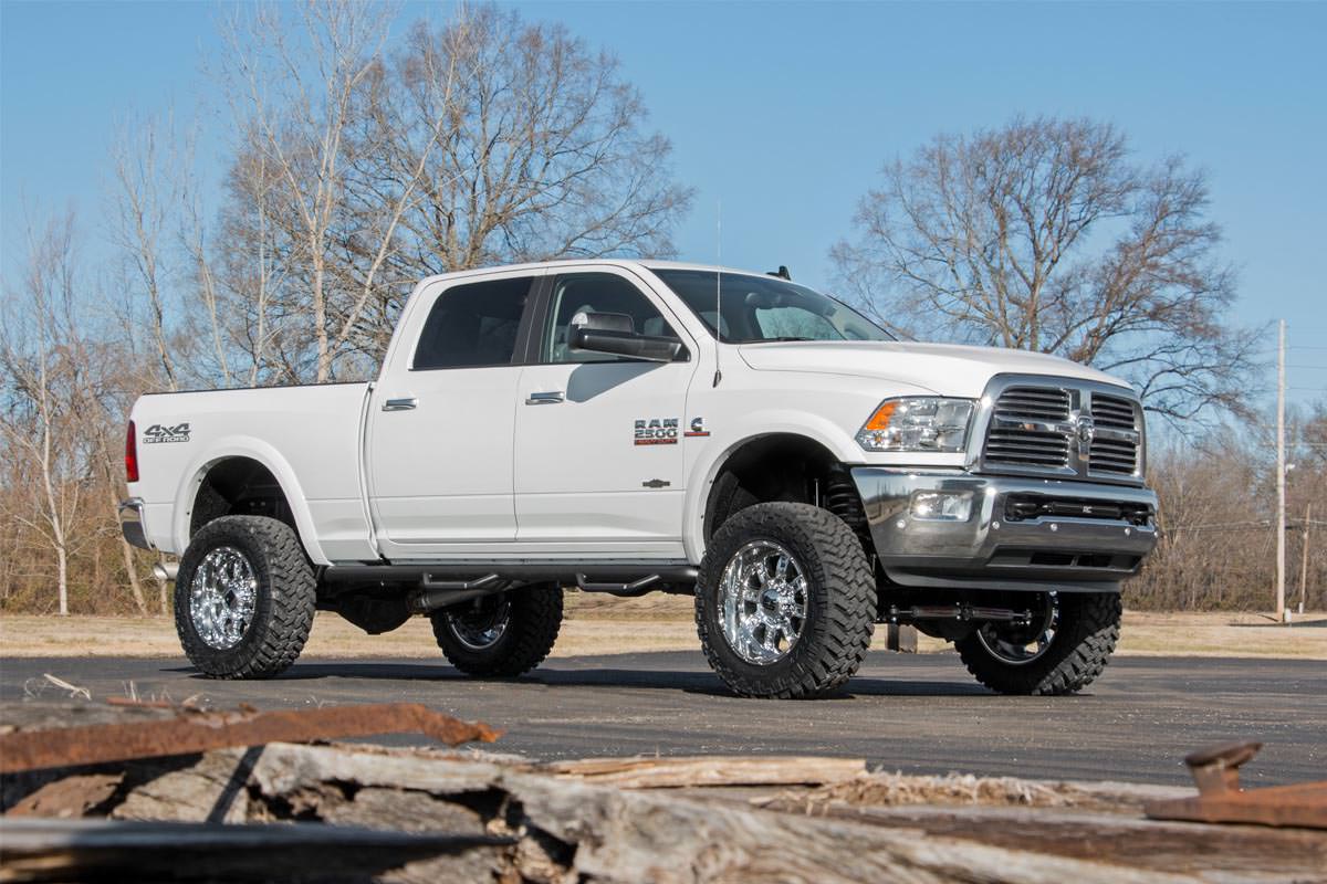 Rough Country 5 Inch Lift Kit | Ram 2500 4WD (2014-2018)