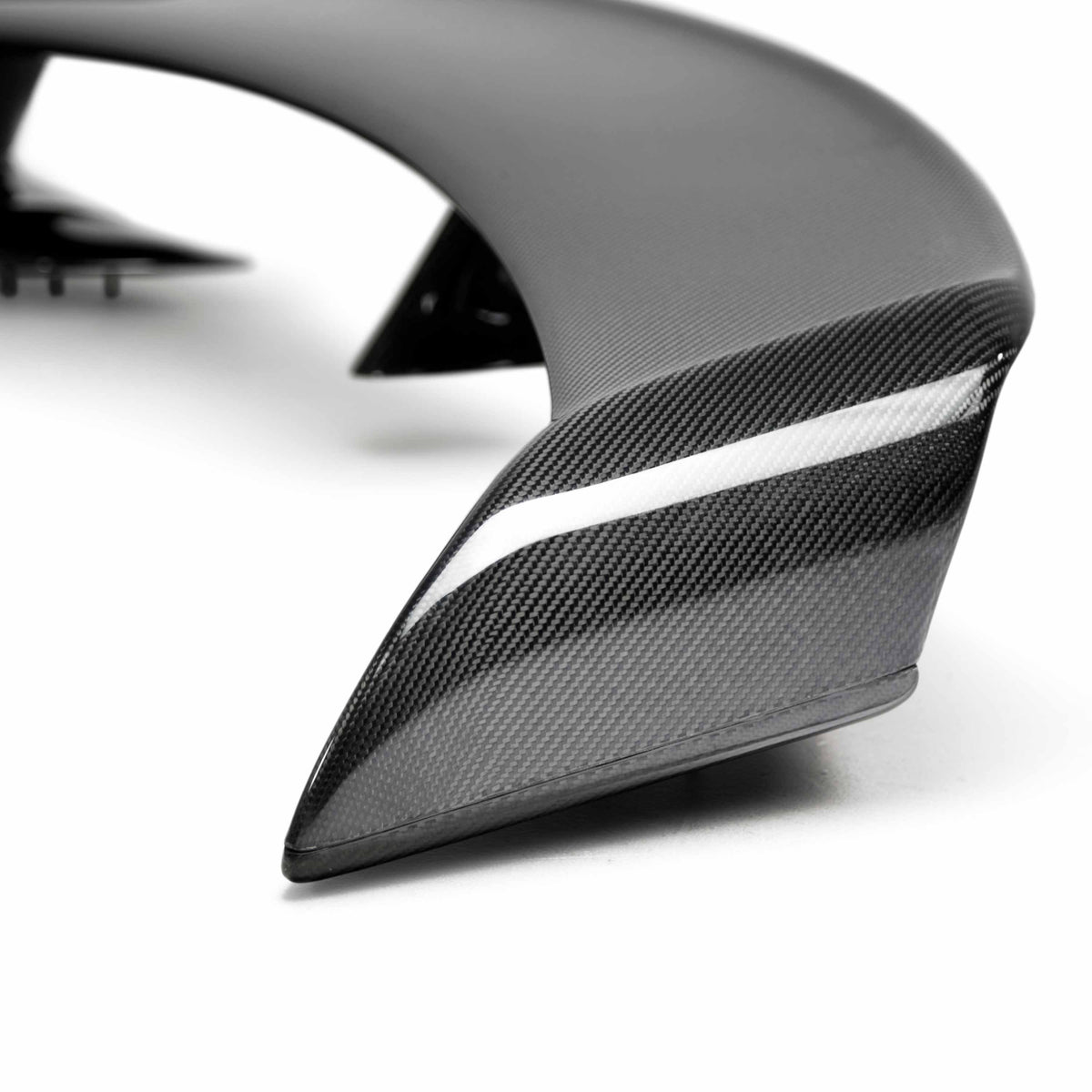 Seibon VS-Style Carbon Fiber rear spoiler for 2009-2024 Nissan GT-R
