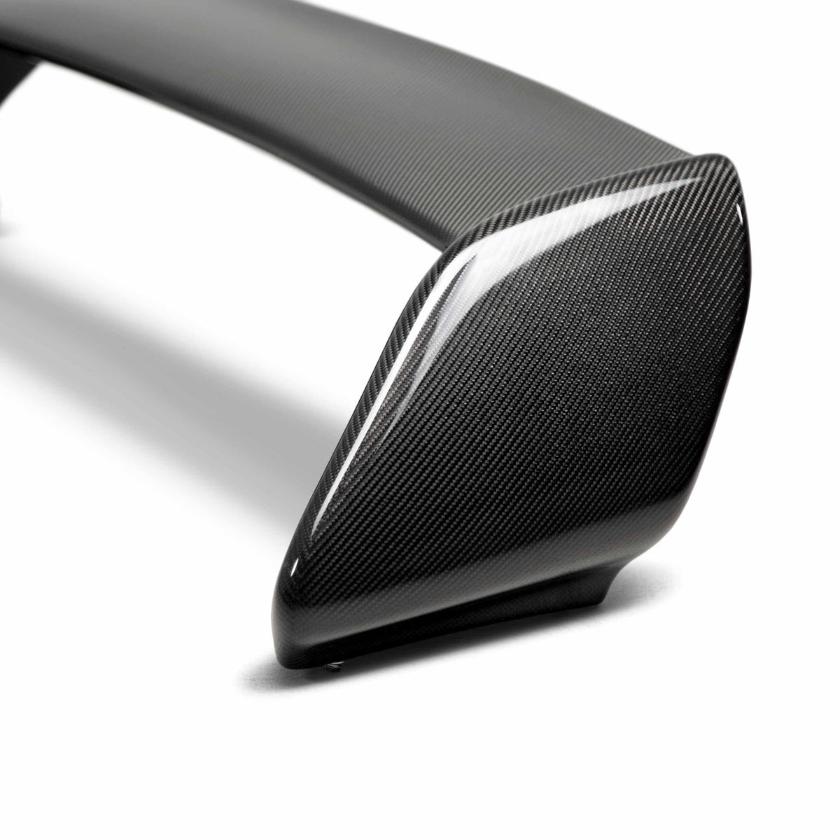 Seibon RB-Style Carbon Fiber rear spoiler for 1998-2001 Subaru Impreza