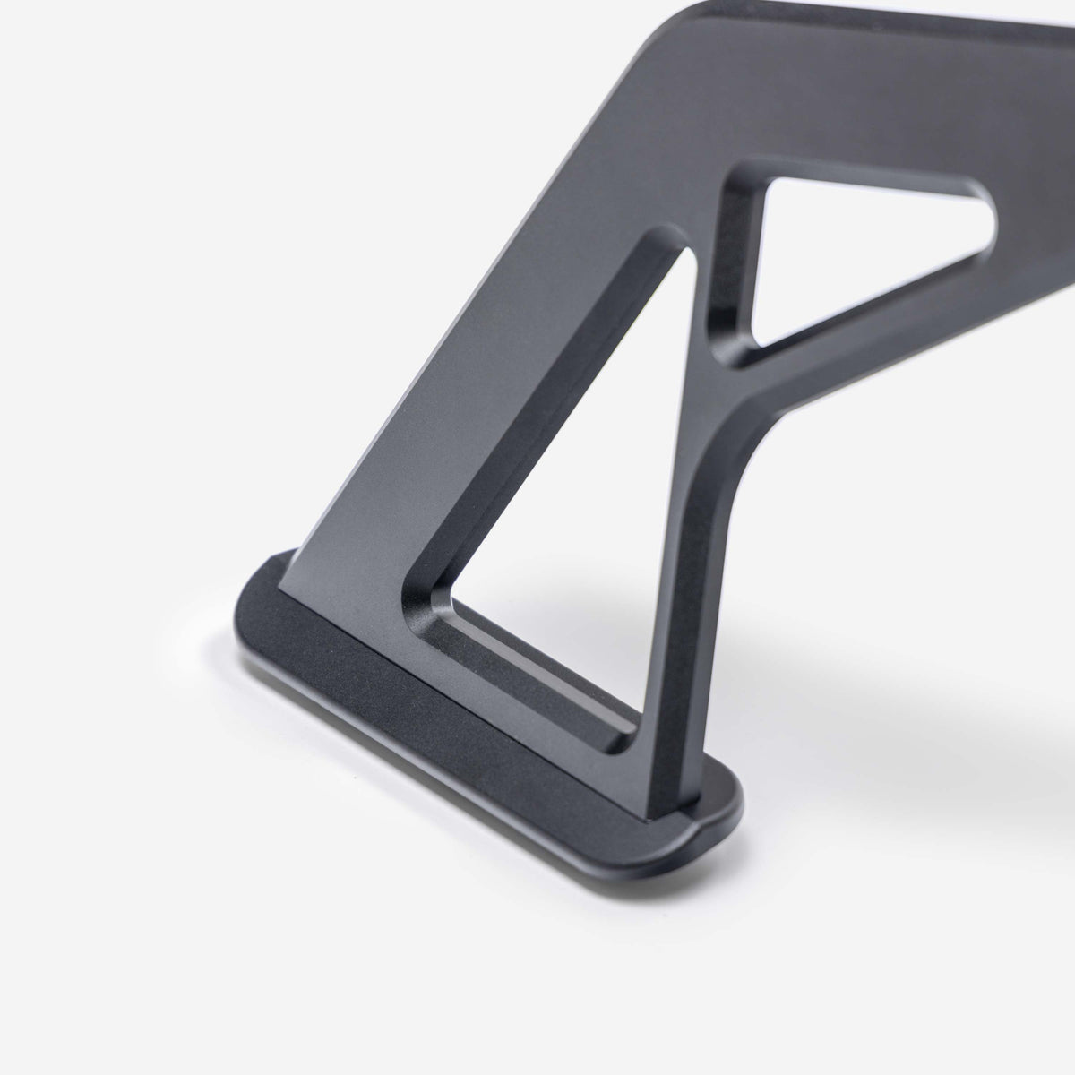 Seibon BH-style rear spoiler mounting bracket for 2023-2026 Honda Civic Type R