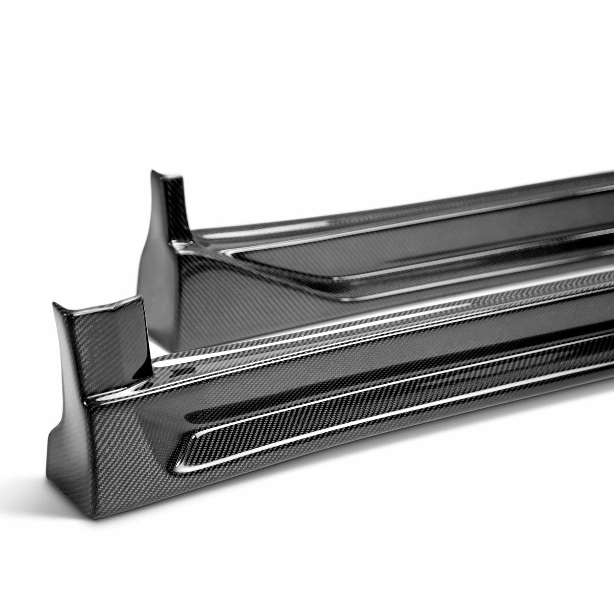 Seibon CW-Style Carbon Fiber side skirts for 2004-2005 Subaru Impreza / WRX