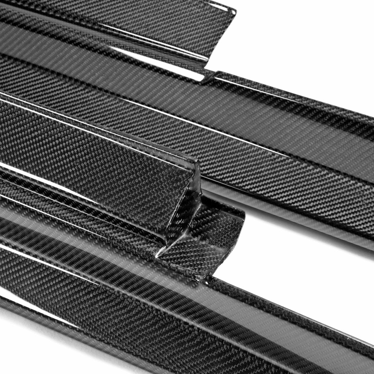 Seibon VS-Style Carbon Fiber side skirts for 2009-2016 Nissan GT-R