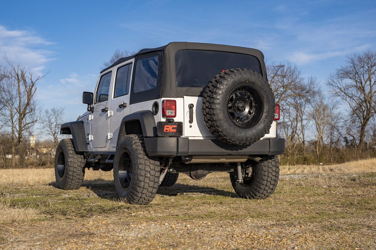 Rough Country 3.25 Inch Lift Kit | Jeep Wrangler Unlimited 2WD/4WD (2007-2018)