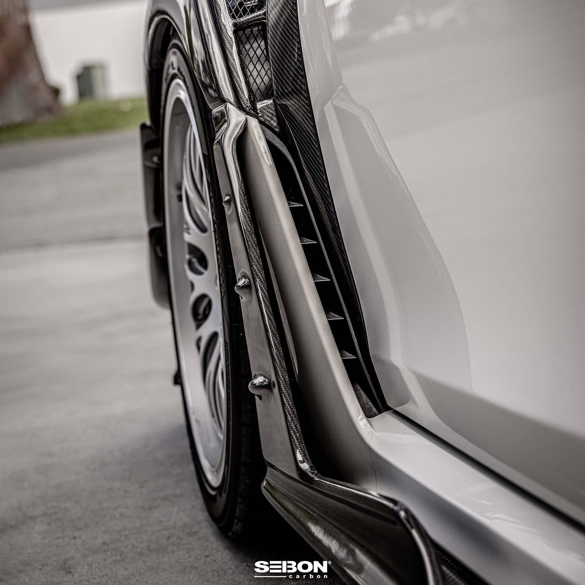 Seibon MB-Style Carbon Fiber Front Side Skirt Extensions for 2023-2026 Honda Civic Type R