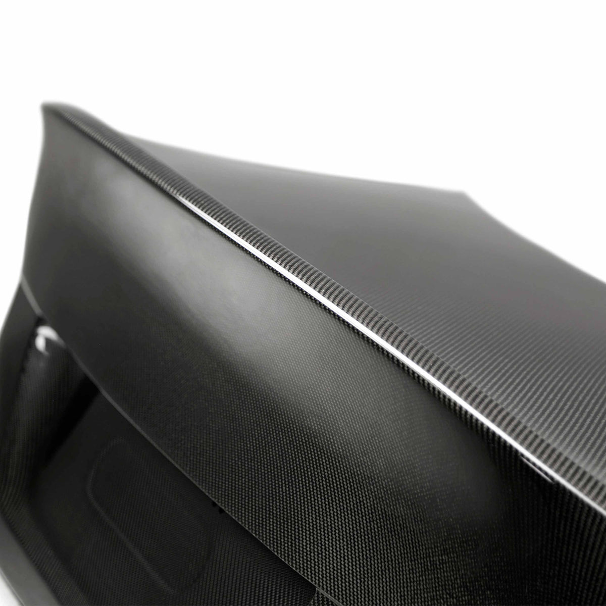 Seibon CSL-Style Carbon Fiber Trunk Lid for 2004-2010 BMW E60 (U.S. Plates)