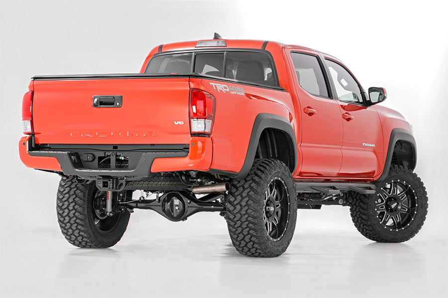 Rough Country 6 Inch Lift Kit | Toyota Tacoma 2WD/4WD (2016-2023)