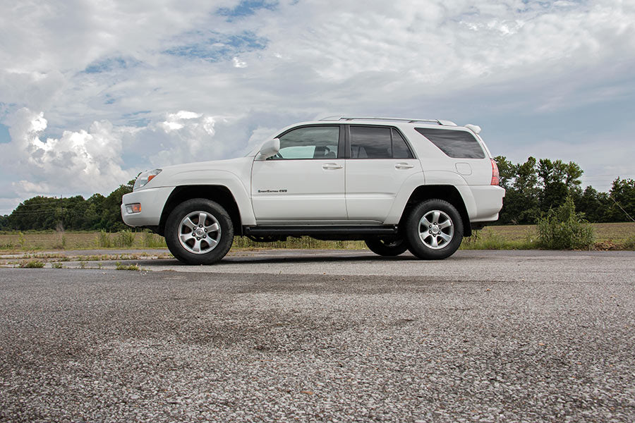 Rough Country 2 Inch Lift Kit | Toyota 4Runner 4WD (2003-2009)
