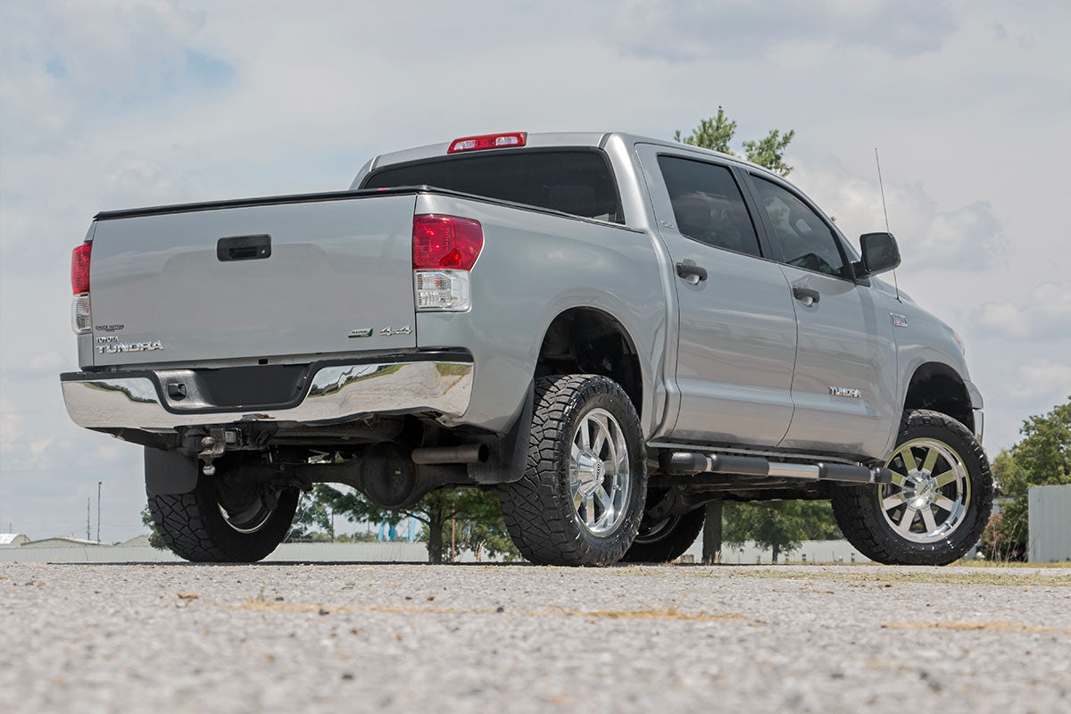 Rough Country 3.5 Inch Lift Kit | Toyota Tundra 2WD/4WD (2007-2021)