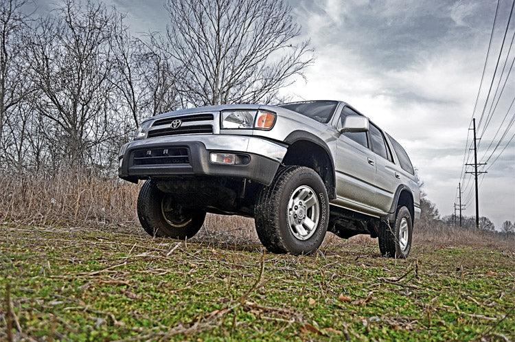 Rough Country 3 Inch Lift Kit | Toyota 4Runner 2WD/4WD (1996-2002)