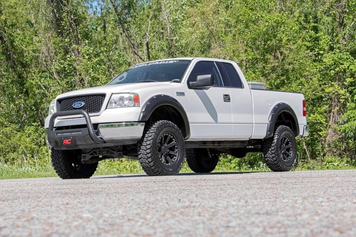 Rough Country 6 Inch Lift Kit | Ford F-150 2WD (2004-2008)
